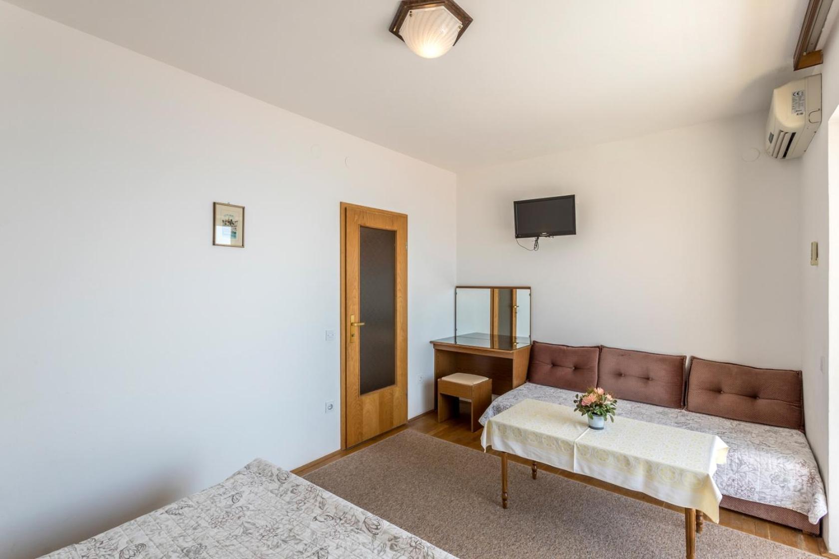 Apartments With A Parking Space Baska Voda, Makarska - 301 客房 照片
